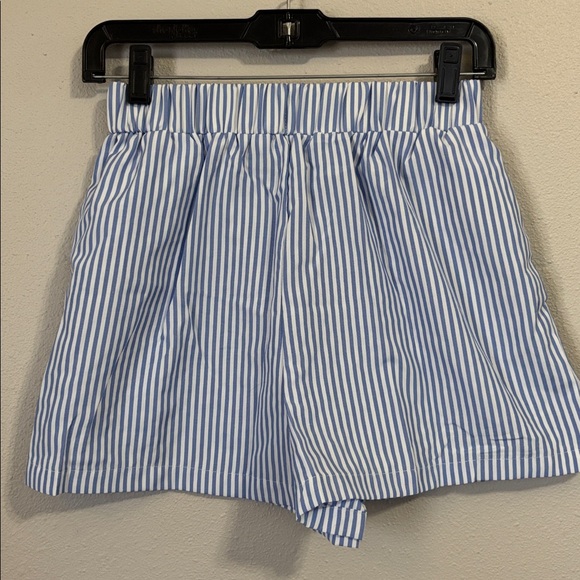 Striped Blue & White Strapless Set - Picture 4 of 7